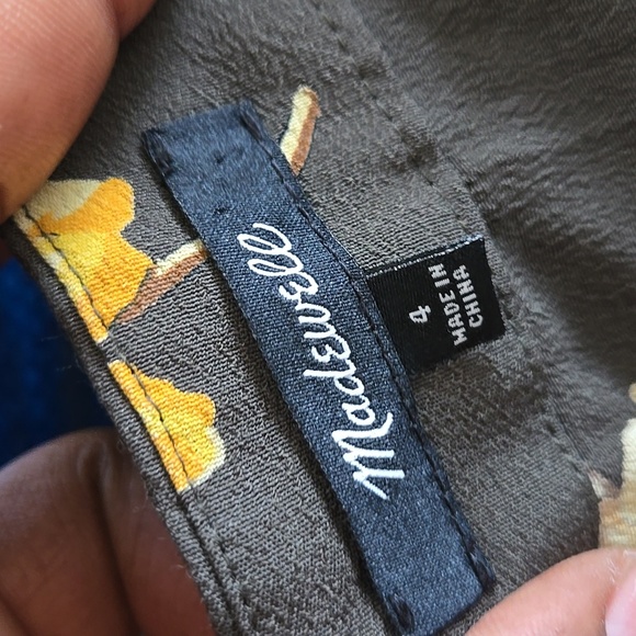 Madewell Side-Button Ruffle-Hem Midi Skirt in Fall Flowers Size 4 - Picture 5 of 7